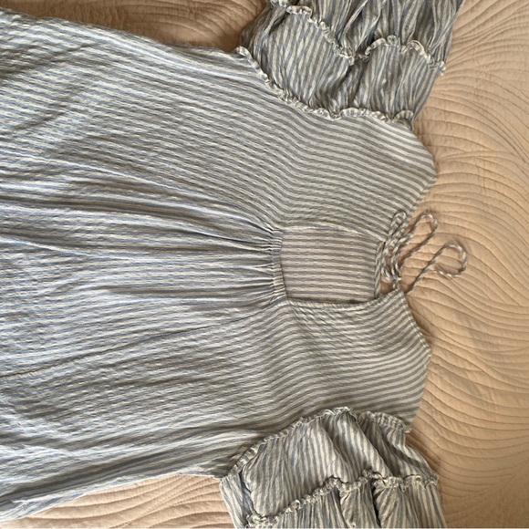 Striped Ruffle Sleeve Blouse - Picture 2 of 5